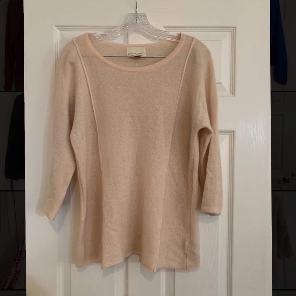 Light Pink cashmere sweater
